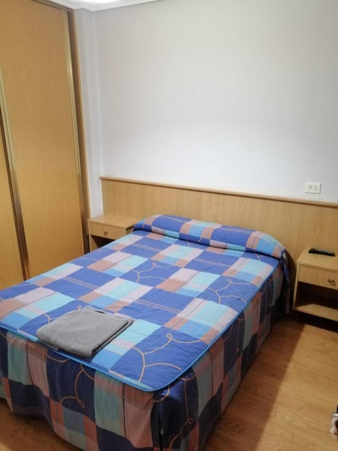 Hostal Castilla Миранда де Ебро Екстериор снимка