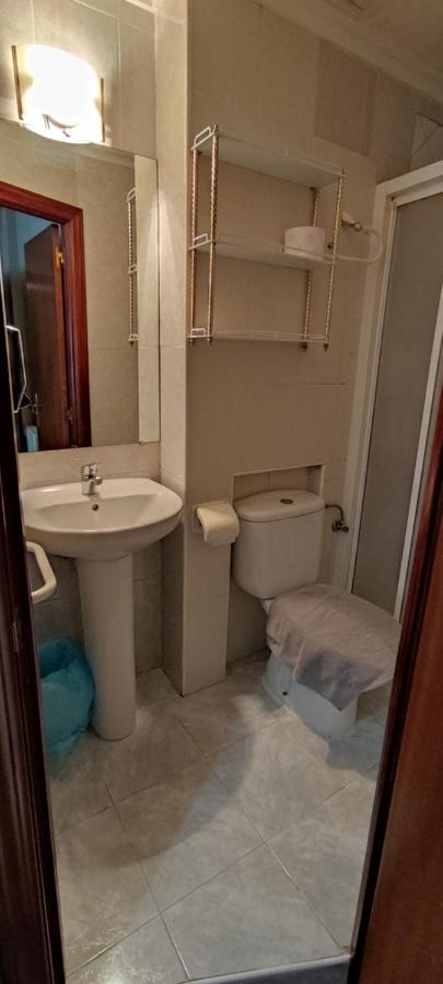 Hostal Castilla Миранда де Ебро Екстериор снимка